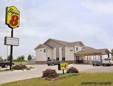 Super 8 By Wyndham Belleville Dış mekan fotoğraf